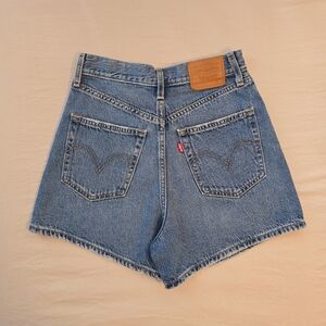 Levi's® PremiumHigh Loose Women's Shorts